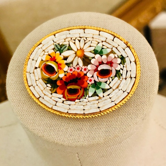 Vintage MicroMosaic Floral Brooch - Picture 5 of 11